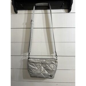 Lug FLARE Medium Crossbody Metallic Silver Strap Pink Floral Lining Travel Purse